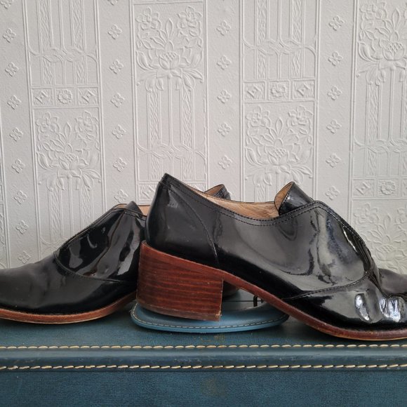 Louise et Cie patent leather shoes - Picture 2 of 5